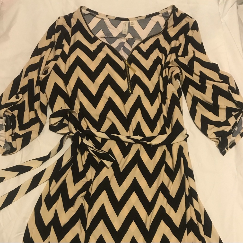 TACERA chevron dress